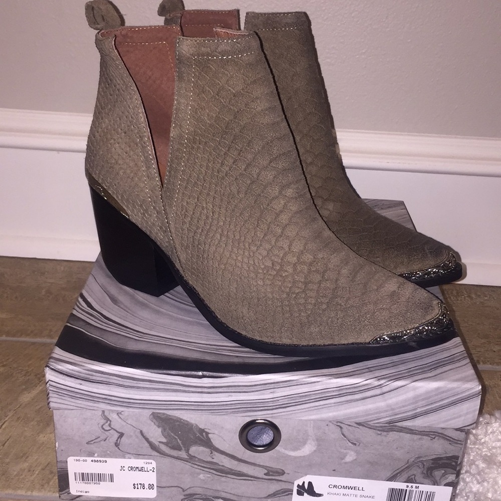 Jeffrey Campbell Cromwell